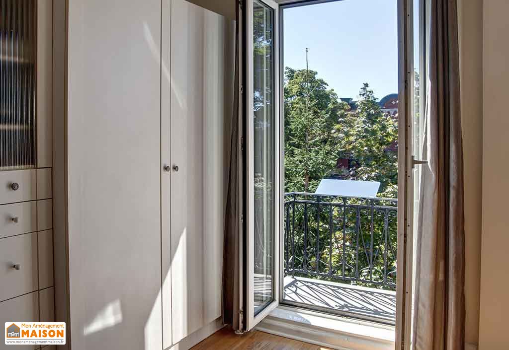 Comment Faire Entrer La Lumiere Chez Soi Eclairer Une Piece Trop Sombre 18h39 Fr