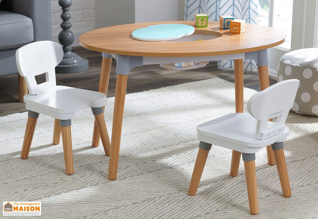 Table Et Chaises Pour Enfant En Bois Et Plastique Mid Century