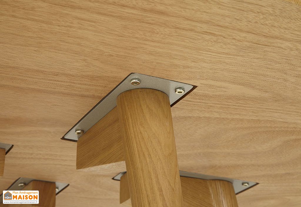 Table A Manger Ronde En Bois De Frene Janet O 120 Cm Kokoon Design