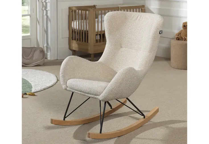 Chaise à bascule en bois et tissu bouclé beige – Rocky 