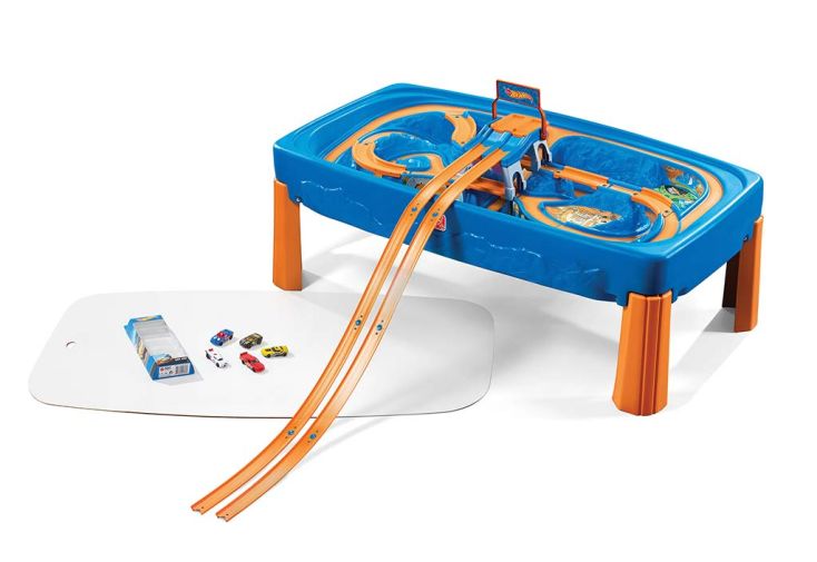 Circuit petite voiture Hot Wheels convertible en table à dessin