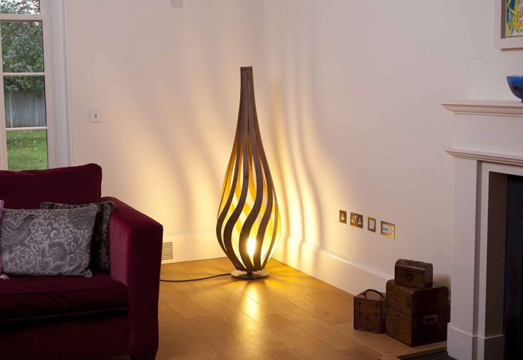 Lampadaire Design en Bois Tulipe