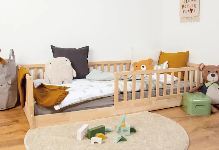 Lit de sol pour enfant en bois de hêtre massif 90 x 200 – Evi naturel