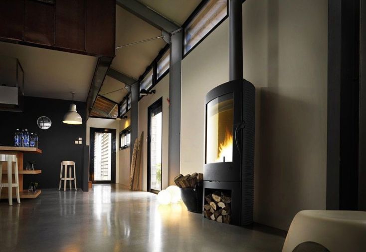 Poêle à bois en fonte double combustion Argos 12 kW - Invicta