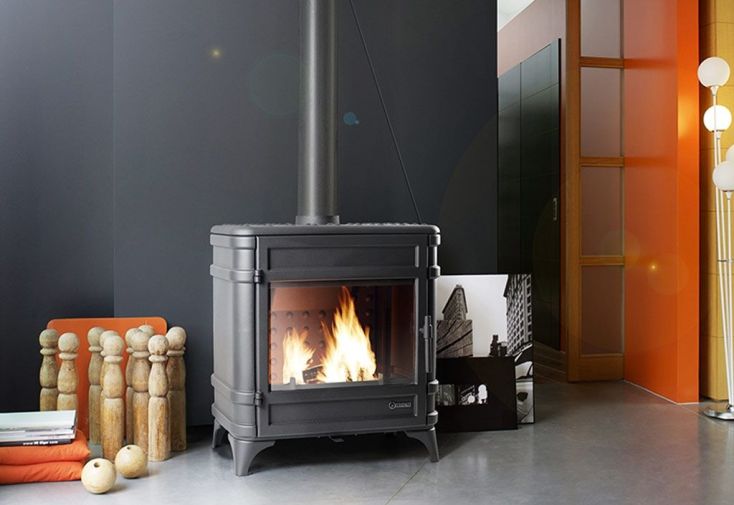 Poêle à bois en fonte double combustion Siam 12 kW - Invicta