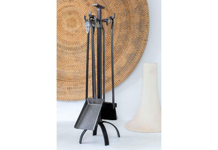 Serviteur de cheminée en acier Basic : balayette, pince, pelle, tisonnier