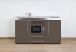 Kitchenette en métal avec micro-ondes et réfrigérateur mokka