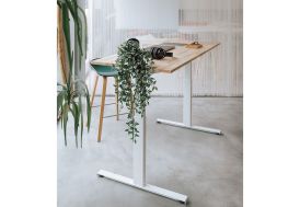Bureau en bois réglable en hauteur 
