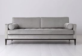 Canapé 3 places en velours gris clair et bois massif Swyft Home