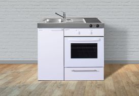 Kitchenette équipée en métal blanc avec four, frigo et plaque de cuisson
