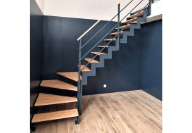 Escalier quart tournant sur mesure en bois et métal