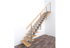 Escalier sur mesure en métal avec limon central carré 