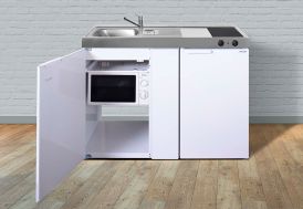 Kitchenette équipée pour studio : réfrigérateur, micro-ondes, plaques vitrocéramiques