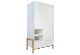 Armoire en bois pour chambre d'enfant