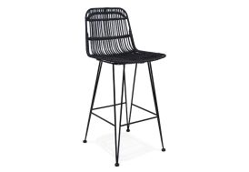 Tabouret de bar mi-hauteur en métal et rotin noir Kokoon Design