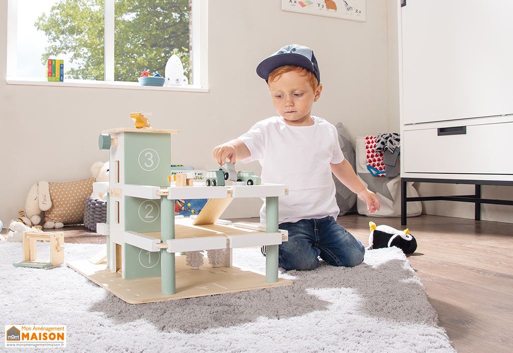 TikTakToo Parktower – Parking Bois 3 Étages – Ascenseur Manivelle – Incl. 4 Voitures – 33x44x41 Cm