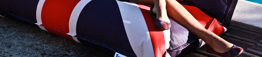 Pouf géant motif Union Jack.